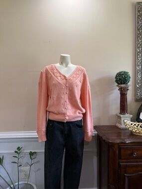 Vintage American Weekend Women's Pink V-Neck Button Cardigan Sweater